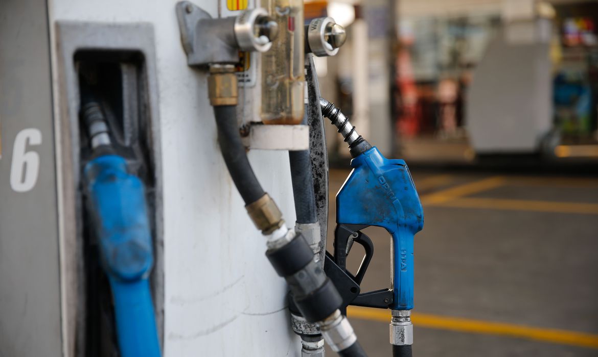 Petrobras aprova nova política de preços para gasolina e diesel