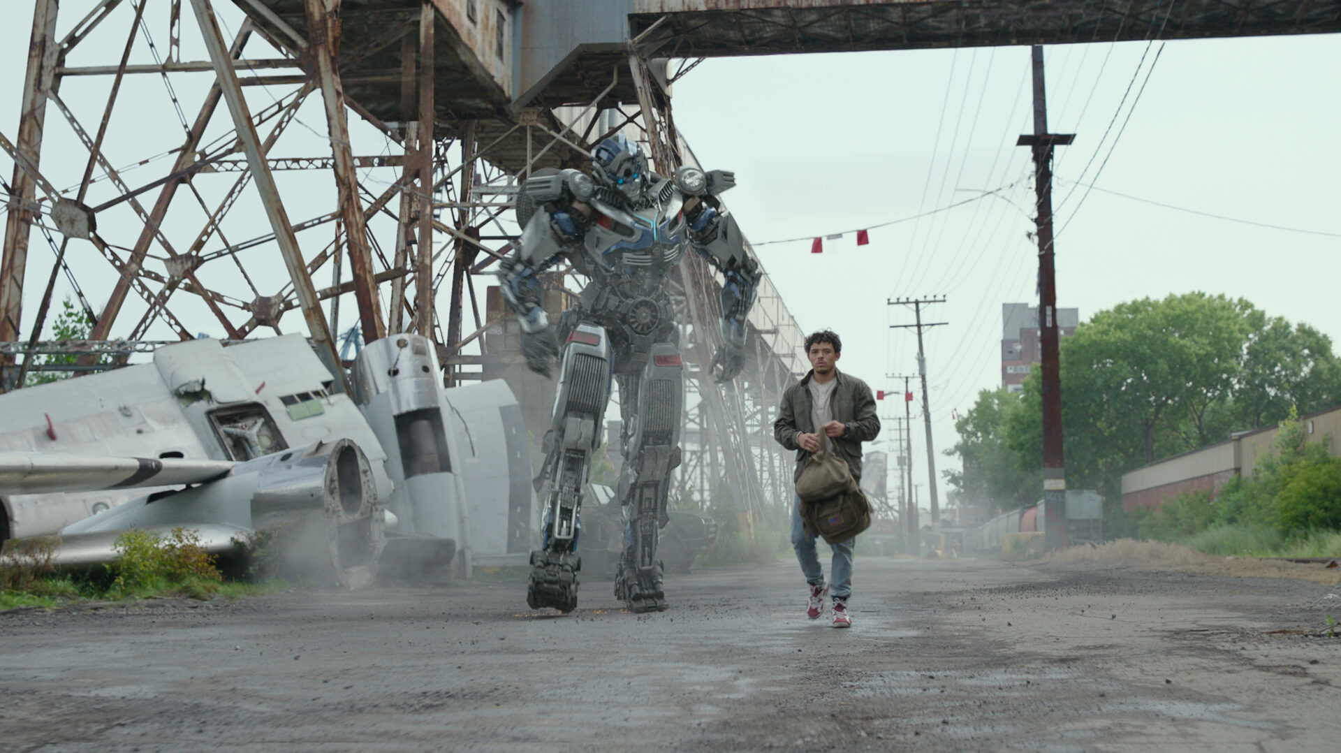 Vídeo de Transformers O Despertar das Feras revela novos personagens