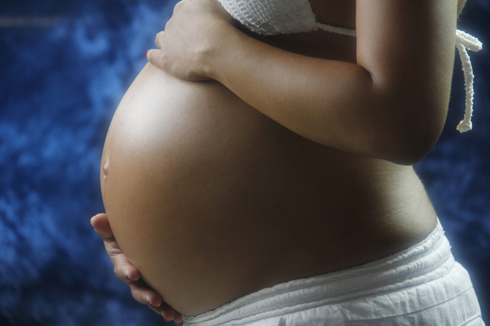 Salário-maternidade para adolescentes: A nova regulamentação do INSS