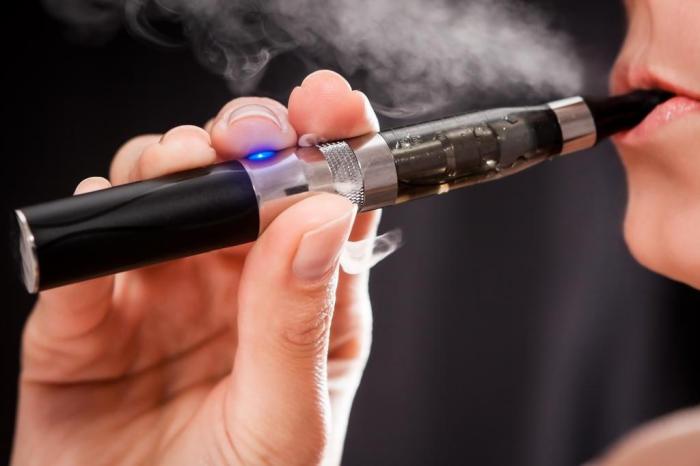 Cigarro eletrônico diminui contagem de espermatozoides e prejudica fertilidade