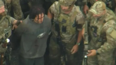 Danilo Cavalcante preso após escapar de prisão nos EUA — Foto: Reprodução/CBS News