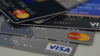 Ignorados pelos bancos, 39% dos pequenos negócios usam cartão de crédito para financiar a empresa (Créditos: Agência Brasil)