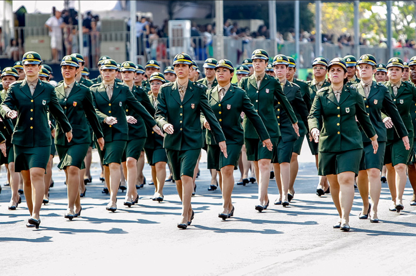 Mulheres no Serviço Militar: novo Projeto propõe inclusão e reserva de vagas