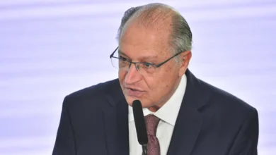 Medida, anunciada pelo ministro Geraldo Alckmin (PSB), atende à pressão das varejistas brasileiras, que se sentiram lesadas com a isenção de imposto de produtos importados