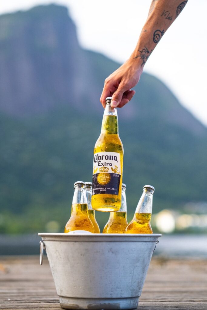 Nunca se vendeu tanta cerveja Corona no Brasil