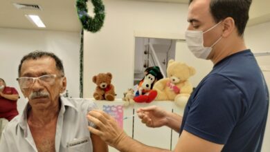 Natal inicia vacinação com novo imunizante contra Covid-19