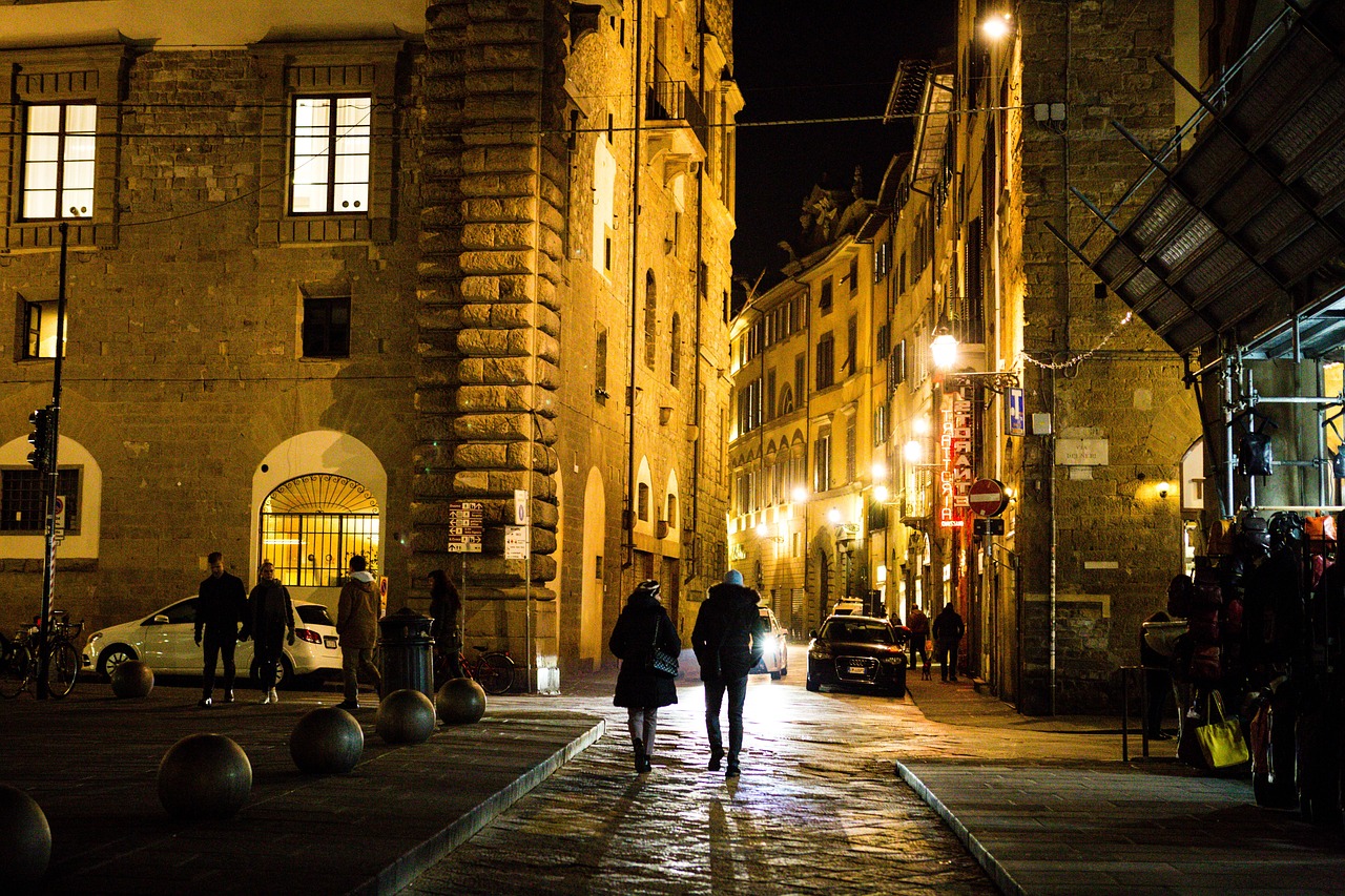 Os benefícios e caminhos para obter a cidadania italiana itália ruas de florença