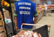 Procon apreende 55 Kg de produtos vencidos em supermercado de Parnamirim